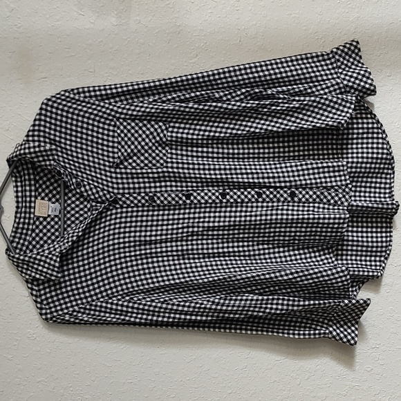 Canyon River Blues Gingham Button Up Blouse - Picture 5 of 11